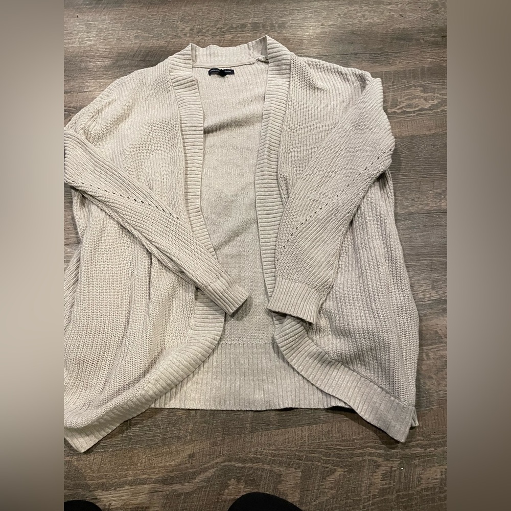 Cream American Eagle cardigan sweater
